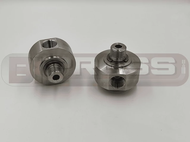 0212006260 (Autómosó forgókar rozsdamentes 90 fokos forgócsatlakozó egyenes 3/8" BM - 3/8" KM EPDM)